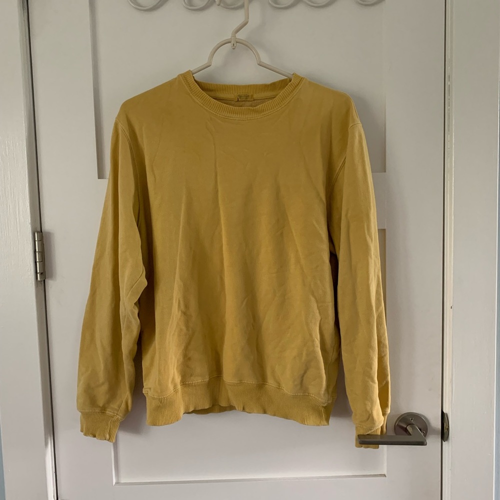 Brandy Melville Yellow Crew Neck Sweater